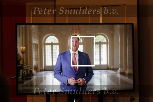 Den Haag 16 juli 2024
Binnen kijken in paleis Noordeinde en de koninklijke stallen die weer open gaan voor publiek . Koning Willem Alexander spreekt bezoekers vanaf tv toe