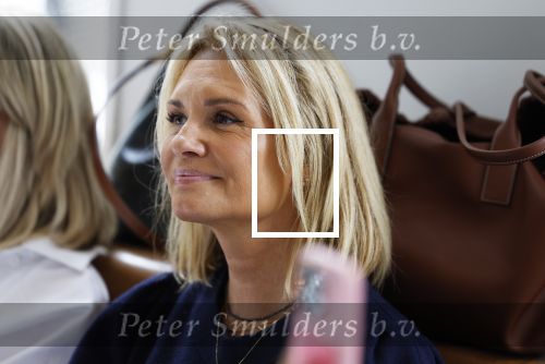 Laren 2 juli 2024
Boekpresentatie Vivian Reijs . oa aanwezig Leontine Ruiters Anouk de Mol Anouk Smulders Merel v Carlsburg .
Ook haar dochter Day Ewbank moeder Meddy Clous en broer Bobby Clous waren aanwezig.