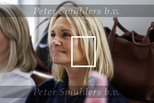 Laren 2 juli 2024
Boekpresentatie Vivian Reijs . oa aanwezig Leontine Ruiters Anouk de Mol Anouk Smulders Merel v Carlsburg .
Ook haar dochter Day Ewbank moeder Meddy Clous en broer Bobby Clous waren aanwezig.