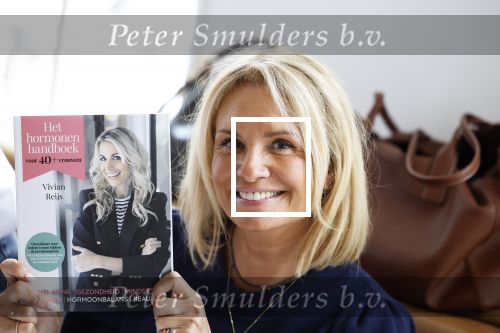 Laren 2 juli 2024
Boekpresentatie Vivian Reijs . oa aanwezig Leontine Ruiters Anouk de Mol Anouk Smulders Merel v Carlsburg .
Ook haar dochter Day Ewbank moeder Meddy Clous en broer Bobby Clous waren aanwezig.
