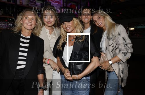 Amsterdam 15 juli 2024
Nino Wilkes en Leontine Ruiters bij Boom Boom Chicago..