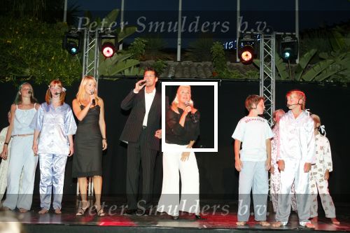Marbella  14 juni 2003

Princess in marbella
chantal janzen rene v kooten en loekie knol

Peter Smulders bv