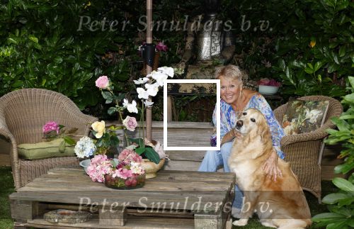 Naarden 12 juli 2024
Loeki Knol thuis met haar hond.