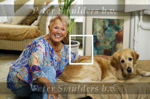 Naarden 12 juli 2024
Loeki Knol thuis met haar hond.