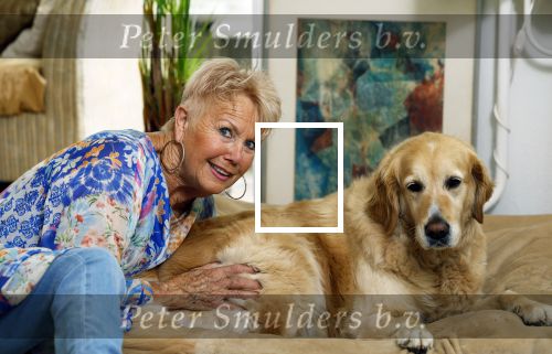 Naarden 12 juli 2024
Loeki Knol thuis met haar hond.