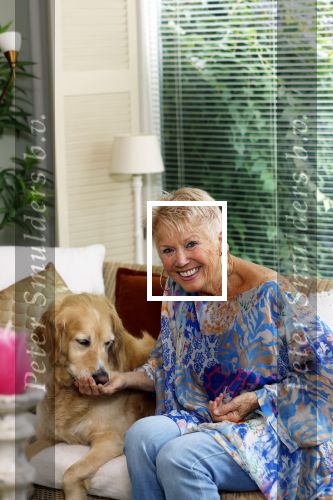 Naarden 12 juli 2024
Loeki Knol thuis met haar hond.
