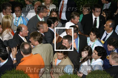 Frankfurt 21 juni 2006
Nederland tegen Argentinie tijdens de wk 2006 in duitsland.
Diego Maradona ontmoet Prinses Maxima en Prins Willem Alexander.
Peter Smulders bv