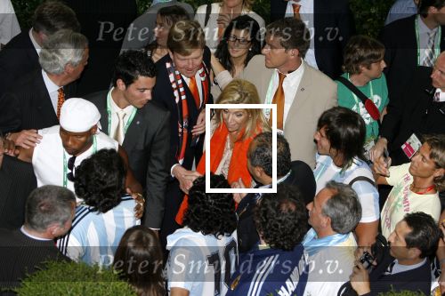 Frankfurt 21 juni 2006
Nederland tegen Argentinie tijdens de wk 2006 in duitsland.
Diego Maradona ontmoet Prinses Maxima en Prins Willem Alexander.
Peter Smulders bv