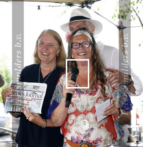 Huizen 14 juli 2024
Presenatie magazine van Nicole des Bouvrie .