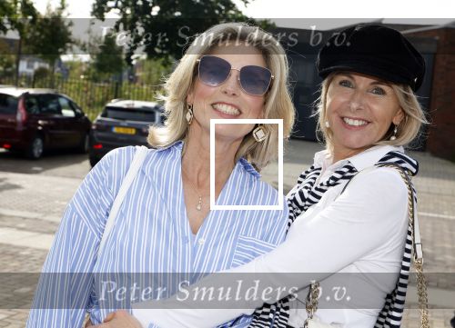Huizen 14 juli 2024
Presenatie magazine van Nicole des Bouvrie .