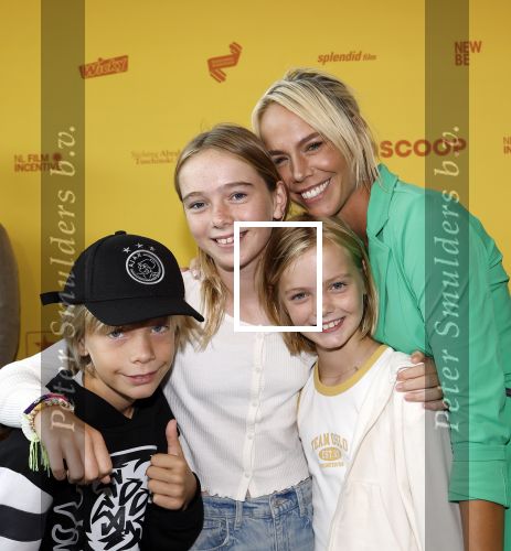 Utrecht 6 juli 2024
Premiere superkrachten voor je hoofd in Kinopolis in Utrecht . Nicolette Kluijver kwam met haar drie kinderen.