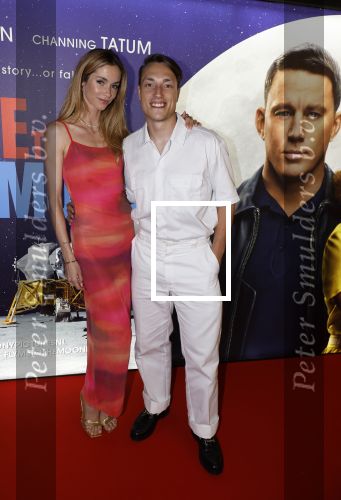 Amsterdam 8 juli 2024
Premiere Fly met to the moon in pathe Arena. Noah Zeeuw en Kelly Spronk