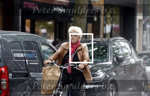 Amsterdam 1 juli 2024
Pamela Teves op de fiets in Amsterdam zuid . Zee eet daarna lekker een broodje en Face timed met iemand