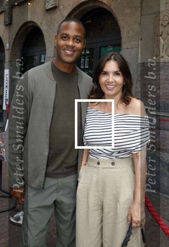 Amsterdam 15 juli 2024
Nino Wilkes en Leontine Ruiters bij Boom Boom Chicago.. Patrick Kluivert en zijn vrouw Rossana Kluivert