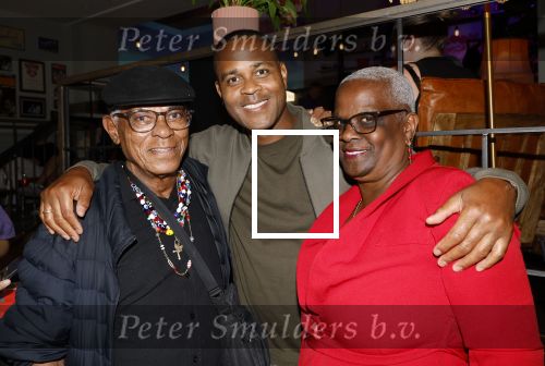 Amsterdam 15 juli 2024
Nino Wilkes en Leontine Ruiters bij Boom Boom Chicago.. Patrick Kluivert met zijn vader en stiefmoeder