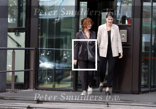 Lelystad 16 juli 2024
Patty Harpenau komt samen met haar advocaat de rechtbank van Lelystad uit.