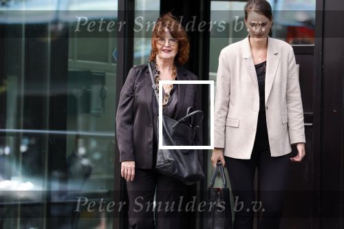 Lelystad 16 juli 2024
Patty Harpenau komt samen met haar advocaat de rechtbank van Lelystad uit.