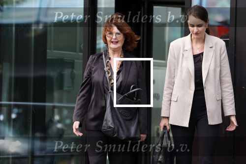 Lelystad 16 juli 2024
Patty Harpenau komt samen met haar advocaat de rechtbank van Lelystad uit.
