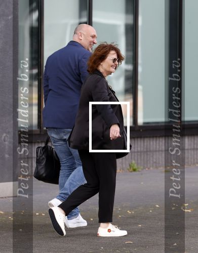Lelystad 16 juli 2024
Patty Harpenau komt samen met haar advocaat de rechtbank van Lelystad uit.