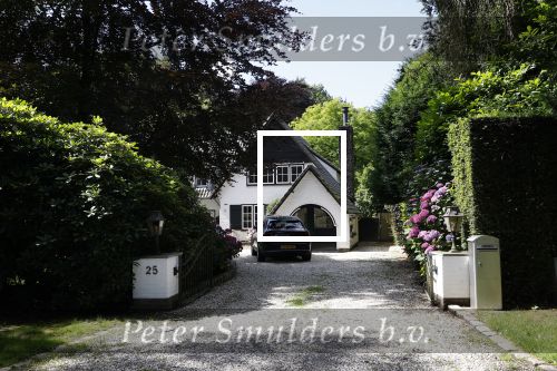 Blaricum 4 juli 2024
Het huis van paul de Leeuw en zijn man Stefan Nugter in Blaricum in na bijna 3 jaar verkocht.