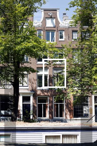 Amsterdam 30 juli 2024
Nieuwe huis Peter v d Vorst wat hij gekocht heeft van Gigi Ravelli en haar man Roger Hodenius