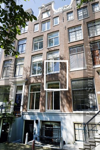 Amsterdam 30 juli 2024
Nieuwe huis Peter v d Vorst wat hij gekocht heeft van Gigi Ravelli en haar man Roger Hodenius