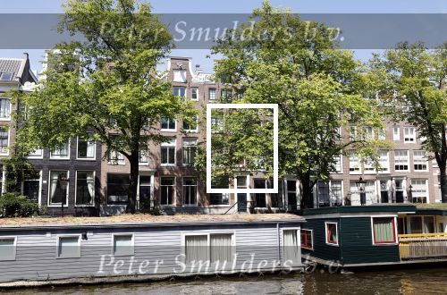 Amsterdam 30 juli 2024
Nieuwe huis Peter v d Vorst wat hij gekocht heeft van Gigi Ravelli en haar man Roger Hodenius