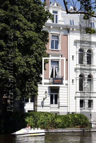 Amsterdam 30 juli 2024
Prins Bernhard en prinses Annette hebben hun huis aan het water verkocht.
