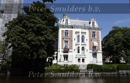 Amsterdam 30 juli 2024
Prins Bernhard en prinses Annette hebben hun huis aan het water verkocht.