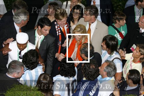 Frankfurt 21 juni 2006
Nederland tegen Argentinie tijdens de wk 2006 in duitsland.
Diego Maradona ontmoet Prinses Maxima en Prins Willem Alexander.
Peter Smulders bv