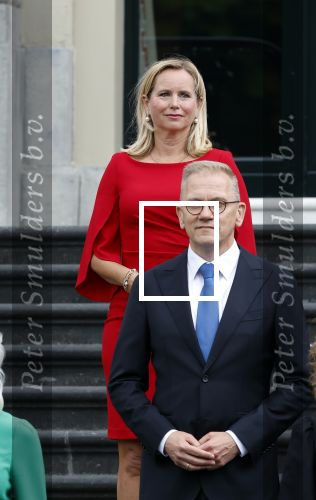 Den Haag 2 juli 2024
Bordesfoto bij Paleis Huis ten Bosch presentatie nieuw kabinet Schoof 1 ; Koning Willem-Alexander, Minister-President Dick Schoof, NSC Judith Uitermark, BBB Mona Keijzer, NSC Caspar Veldkamp, PVV Reinette Klever, VVD Ruben Brekelmans, VVD Eelco Heinen, PVV Dirk Beljaarts, VVD Sophie Hermans, VVD Eelco Heinen PVV Barry Madlener, VVD David van Weel, PVV Marjolein Faber, BBB Femke Wiersma, NSC Eppo Bruins, NSC Eddy van Hijum, PVV Fleur Agema