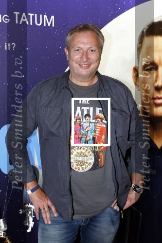 Amsterdam 8 juli 2024
Premiere Fly met to the moon in pathe Arena. Rob v Someren met zijn vrouw