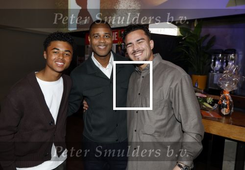 Amsterdam 27 maart 2024
Boekpresentatie Nino Wilkes in boom boom Chicago. Shane Kluivert met Patrick Kluivert en Quincy Kluivert