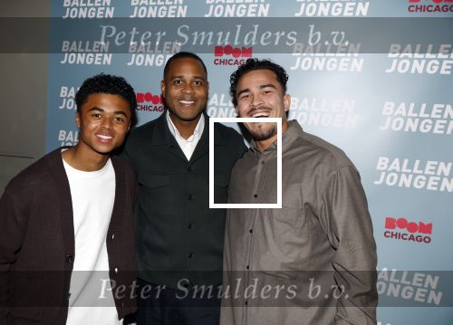Amsterdam 27 maart 2024
Boekpresentatie Nino Wilkes in boom boom Chicago. Shane Kluivert met Patrick Kluivert en Quincy Kluivert