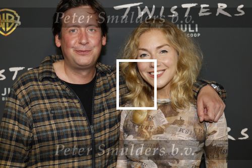 Hilversum 16 juli 2024
Premiere Twisters in bioscoop in Hilversum. Steven Kazan met zijn vrouw Jamie