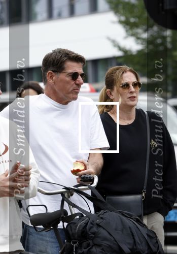 Amsterdam 4 juli 2024
Twan Huys met zijn vrouw op de fiets in het centrum van Amsterdam.