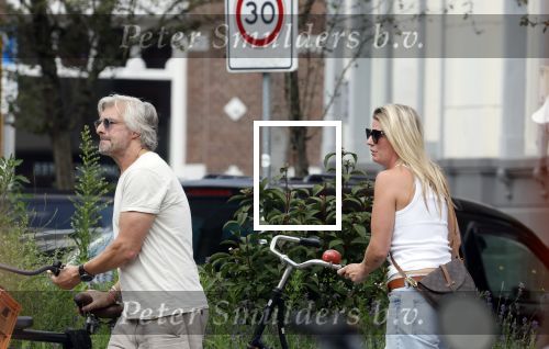 Amsterdam 18 juli 2024
Victor Reinier en zijn vriend op terras en ndaarna fietsend naar zijn huis in Amsterdam zuid..