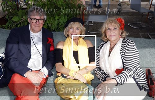 Huizen 14 juli 2024
Presenatie magazine van Nicole des Bouvrie . Vivian Boelen en Astrid Engels