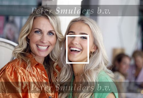 Laren 2 juli 2024
Boekpresentatie Vivian Reijs . oa aanwezig Leontine Ruiters Anouk de Mol Anouk Smulders Merel v Carlsburg .
Ook haar dochter Day Ewbank moeder Meddy Clous en broer Bobby Clous waren aanwezig.