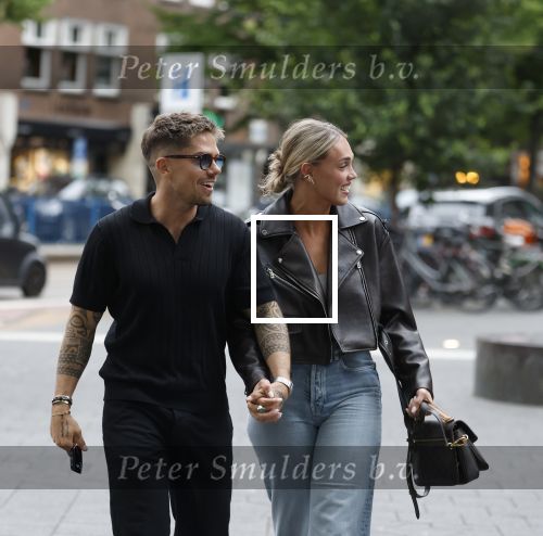 Amsterdam 26 juni 2025
Andre Hazes hand in hand met zijn nieuwe vriendin Noa Braaf op de beethovenstraat.