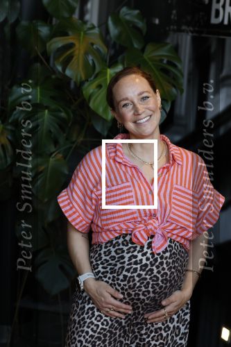 Scheveningen 30 juni 2025
Onthulling van de Walk of Fame ter gelegenheid van 35 jaar aan bijzondere musicalproducties in het AFAS Circustheater in Scheveningen. Anouk Maas zwanger