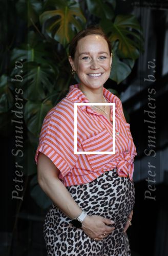 Scheveningen 30 juni 2025
Onthulling van de Walk of Fame ter gelegenheid van 35 jaar aan bijzondere musicalproducties in het AFAS Circustheater in Scheveningen. Anouk Maas zwanger