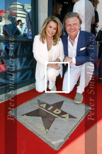 Scheveningen 30 juni 2025
Onthulling van de Walk of Fame ter gelegenheid van 35 jaar aan bijzondere musicalproducties in het AFAS Circustheater in Scheveningen. Bastiaan ragas