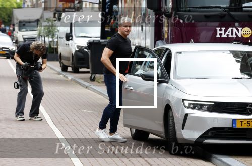 Amsetrdam 7 juli 2025
Dries Roelvink tijdens opnames in Amsterdam zuid.