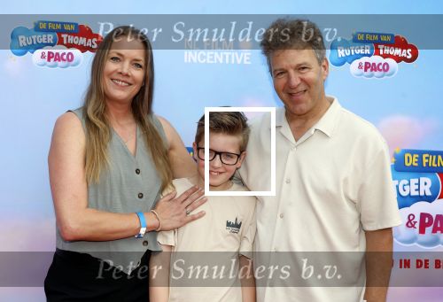 Amsterdam 29 juni 2025
Premiere Rutger Thomas en Paco in Pathe Noord. Erik van Trommel met zijn partner Mireille van Trommel en hun zoon