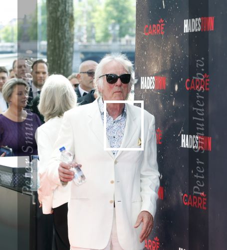 Amsterdsam 29 juni 2025
Premiere Hadestown in Carre. Freek de Jonge kwam met zijn vrouw