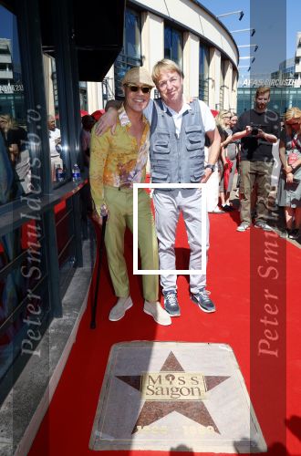 Scheveningen 30 juni 2025
Onthulling van de Walk of Fame ter gelegenheid van 35 jaar aan bijzondere musicalproducties in het AFAS Circustheater in Scheveningen. c