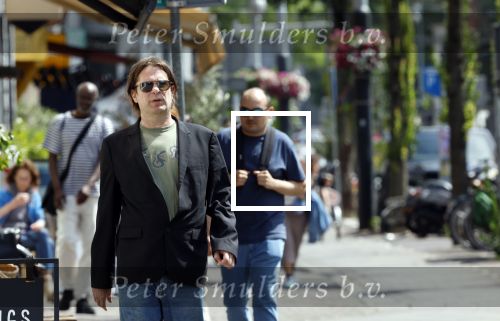 Amsterdam 15 juli 2025
Hans Teeuwen op straat  in Amsterdam zuid.