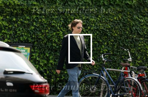 Amsterdam 15 juli 2025
Hans Teeuwen op straat  in Amsterdam zuid.