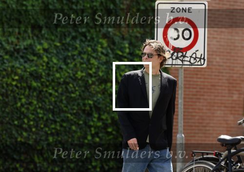 Amsterdam 15 juli 2025
Hans Teeuwen op straat  in Amsterdam zuid.